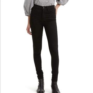 Levis Black High Waisted Skinny Jeans